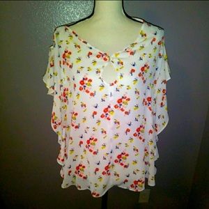 Max Studio white floral open shoulder batwing blouse